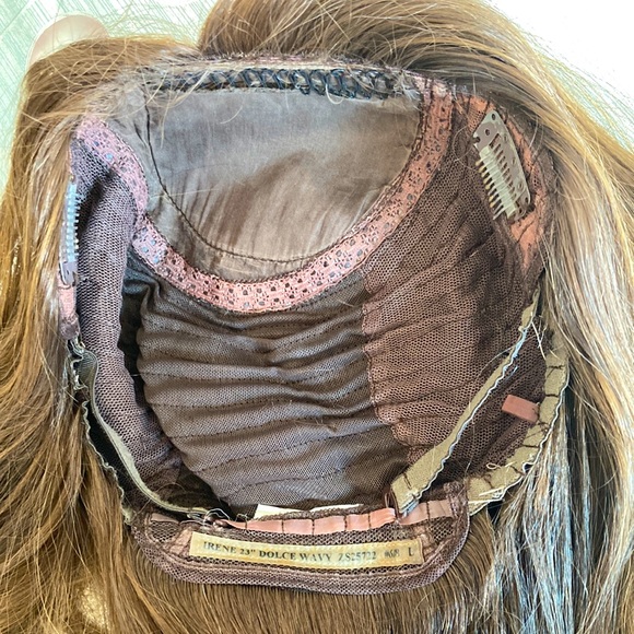 Irene Wig - Picture 4 of 4